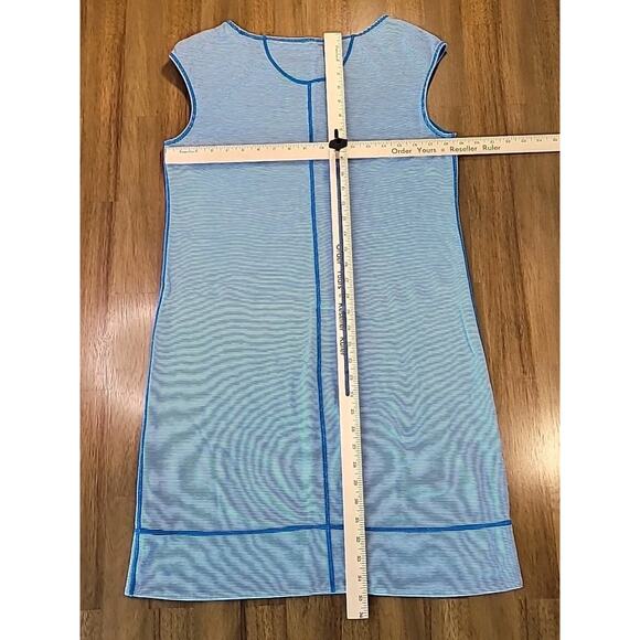 Tommy Bahama Reversible T-Shirt Dress M Blue Pinstripe Lighthouse EUC - Picture 4 of 5